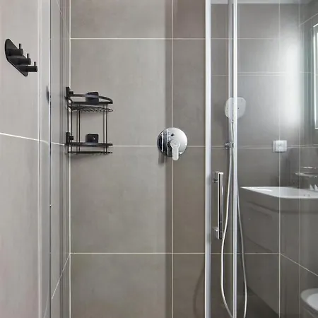 Apartmán Days - One-bedroom With Workspace By Vltava River In Smichov *